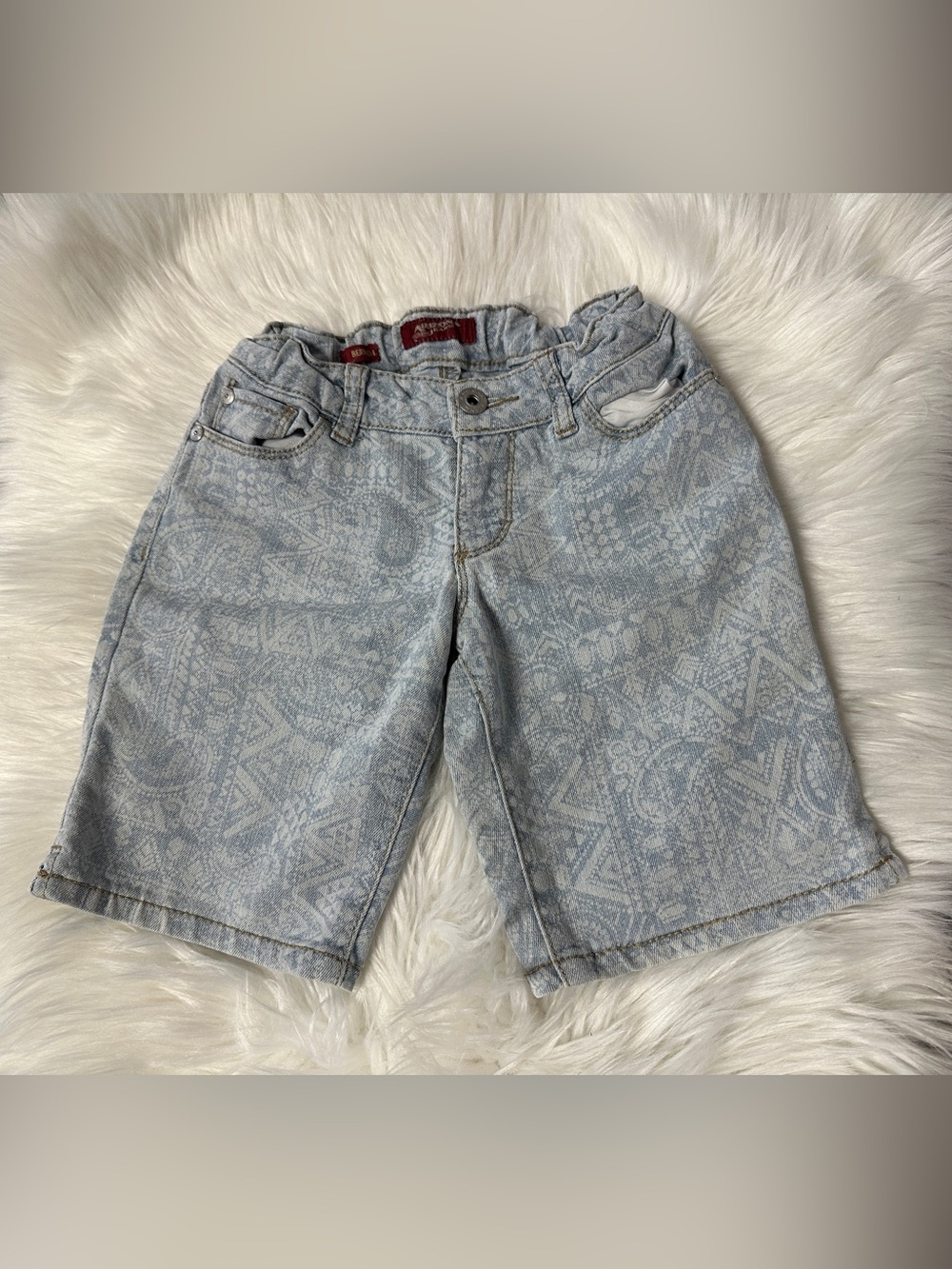 Arizona Jean Company Light Blue Patterned Denim Shorts